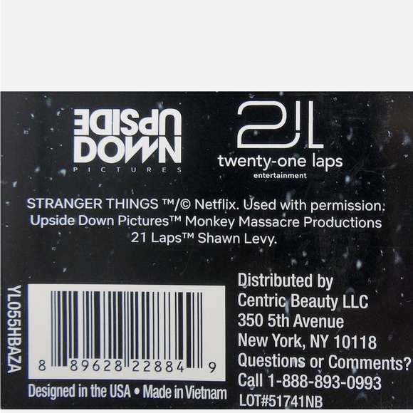 Stranger Things Lip Balm Set - Picture 9 of 12